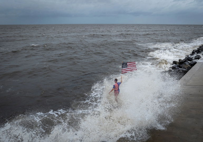 Hurricane Helene Slams Florida, Bringing Fears of Devastating Damage and Fatalities