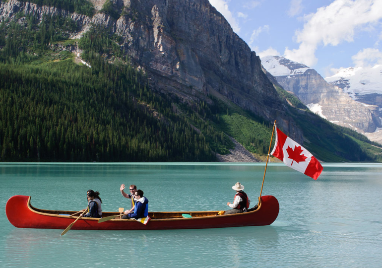 Canada Launches Initiative to Attract More Overseas Tourists Amid Challenges