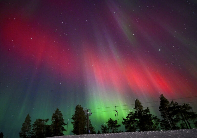 Solar Storm Creates Stunning Northern Lights Display Across the Western Hemisphere on New Year’s Eve